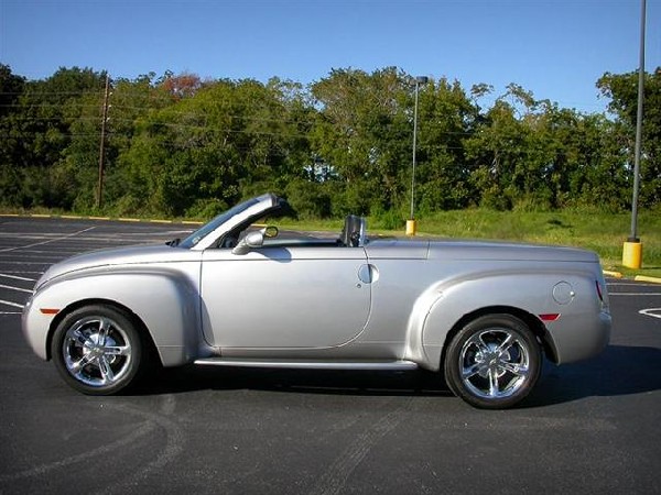 2005 Chevrolet SSR LS $31,288 JUST Call 713-418-9463