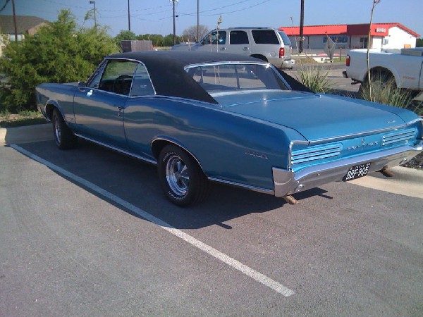 Pontiac GTO at Auto Specialists in Georgetown Texas - iPhone photo - photo