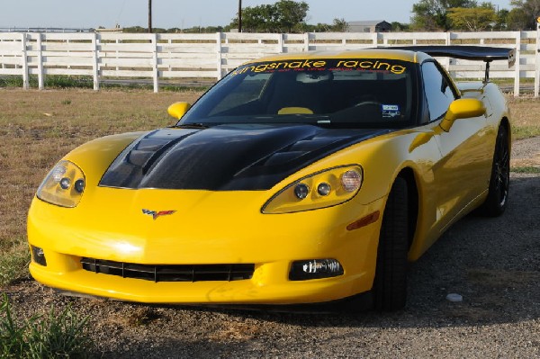 kingsnake racing c6.k after installation of CF wing, CF hood and ZR1 replic