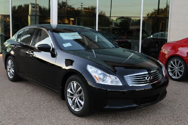 Dealership Walkthrough 11/01/09 Austin Infiniti