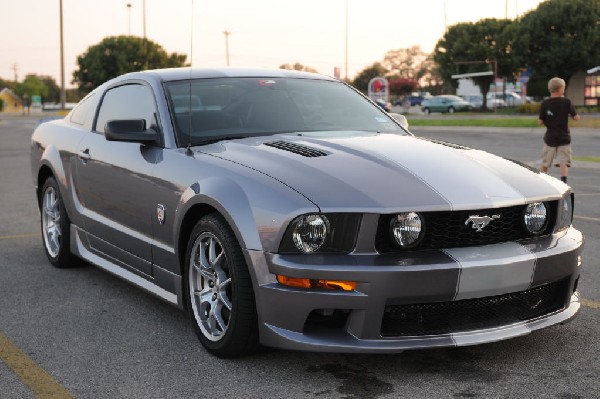 Austin FBody Meetup 08/27/11 Cedar Park Texas - photo by jeff barringer