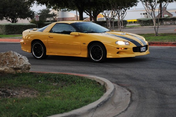 Austin FBody Meetup 08/27/11 Cedar Park Texas - photo by jeff barringer