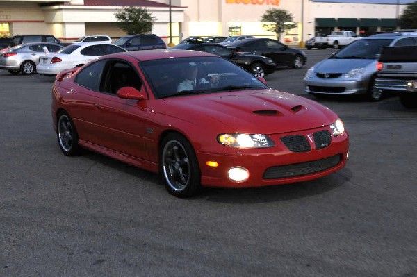 Austin FBody Meetup 08/27/11 Cedar Park Texas - photo by jeff barringer