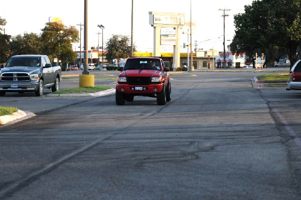 Austin FBody Meetup 09/03/11 Cedar Park Texas - photo by jeff barringer