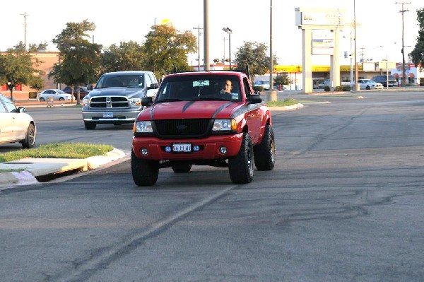 Austin FBody Meetup 09/03/11 Cedar Park Texas - photo by jeff barringer