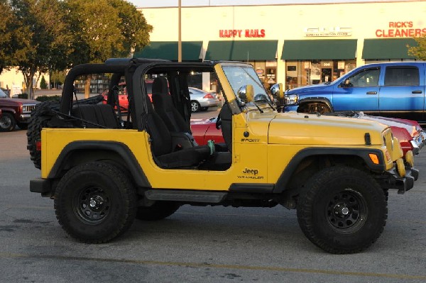 Austin FBody Meetup 09/03/11 Cedar Park Texas - photo by jeff barringer