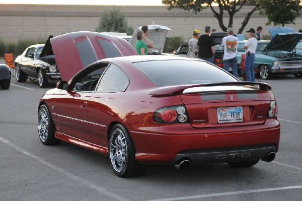 Austin FBody Meetup 10/02/10 - photo by Jeff Barringer