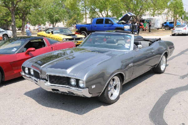 Cars and Coffee Car Show, Leander, Texas - 06/05/11 - photo by jeff narring