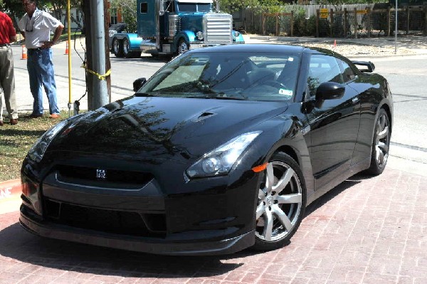 Austin Cars & Coffee Show - Leander, Texas 07/03/11 - photo by jeff bar