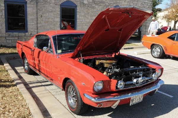 Leander Cars and Coffee Car Show, Leander Texas - 11/28/10 - photo by Jeff