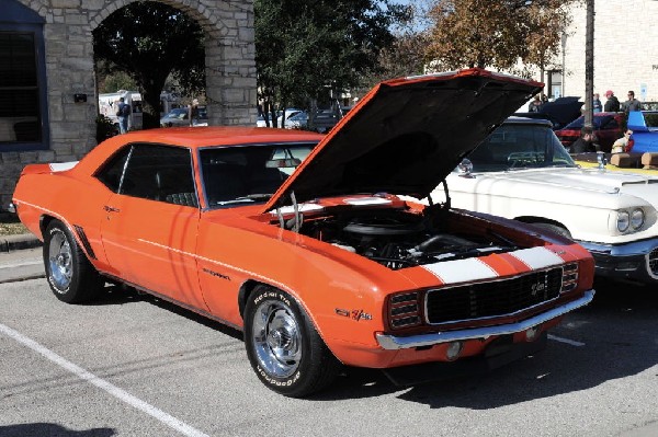 Leander Cars and Coffee Car Show, Leander Texas - 11/28/10 - photo by Jeff