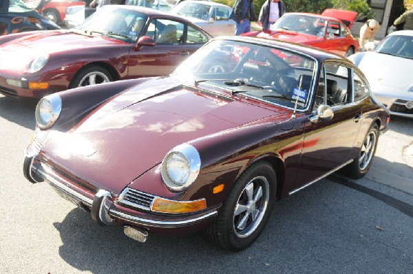 Leander Cars and Coffee Car Show, Leander Texas - 11/28/10 - photo by Jeff