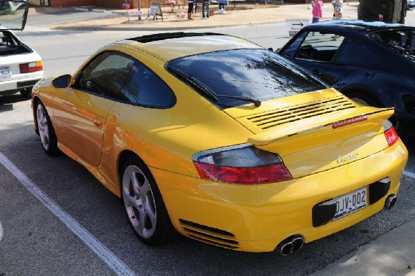 Leander Cars and Coffee Car Show, Leander Texas - 11/28/10 - photo by Jeff