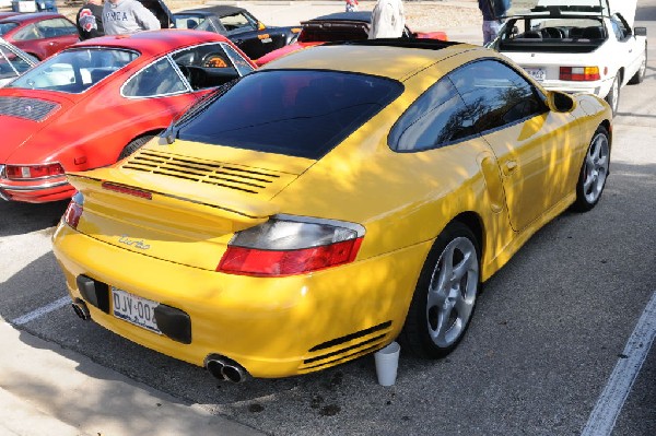 Leander Cars and Coffee Car Show, Leander Texas - 11/28/10 - photo by Jeff