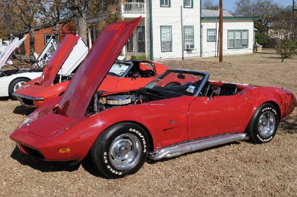 Leander Cars and Coffee Car Show, Leander Texas - 11/28/10 - photo by Jeff