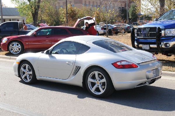 Leander Cars and Coffee Car Show, Leander Texas - 11/28/10 - photo by Jeff