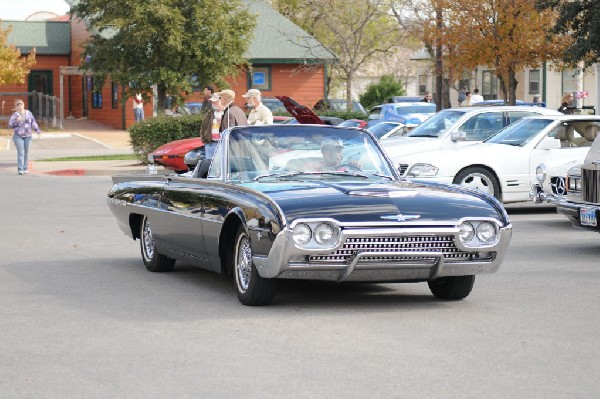 Leander Cars and Coffee Car Show, Leander Texas - 11/28/10 - photo by Jeff