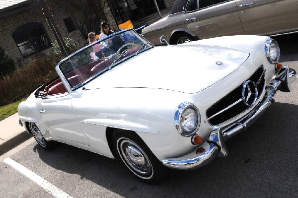 Leander Cars and Coffee Car Show, Leander Texas - 11/28/10 - photo by Jeff