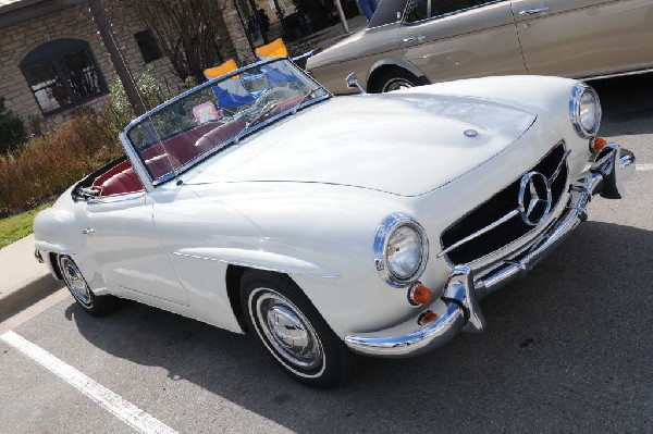 Leander Cars and Coffee Car Show, Leander Texas - 11/28/10 - photo by Jeff