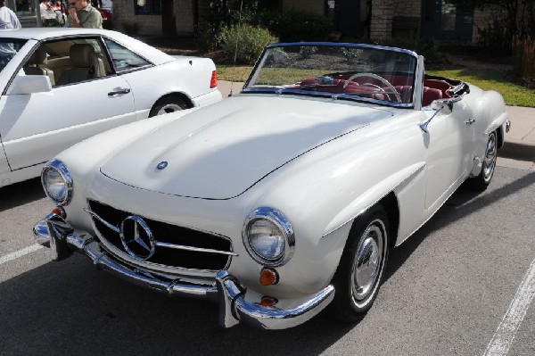 Leander Cars and Coffee Car Show, Leander Texas - 11/28/10 - photo by Jeff