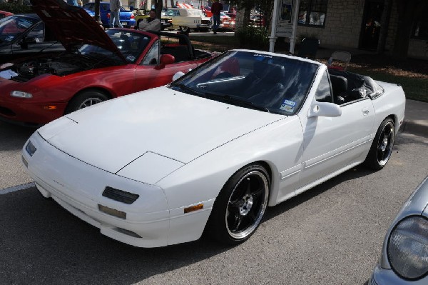 Leander Cars and Coffee Car Show, Leander Texas - 11/28/10 - photo by Jeff