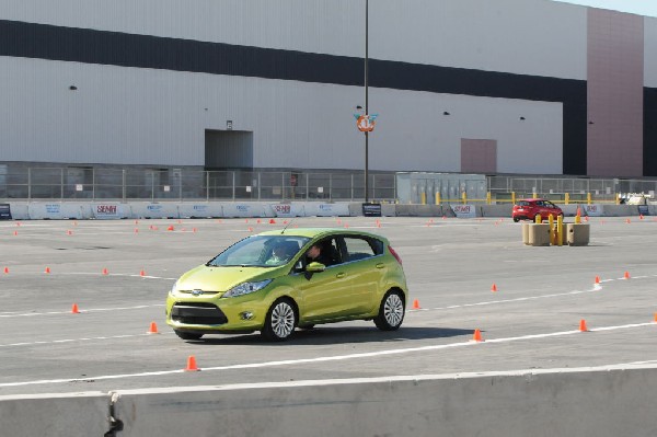 Bob Bondurant instructors take SEMA participants around SEMA MotorTrend Pro