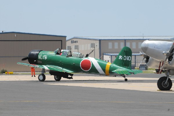 Airplane pics from the Temple Texas Airshow 2007