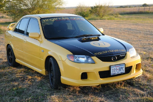 kingsnake racing 2003.5 MazdaSpeed Protege gets it's first graphic set